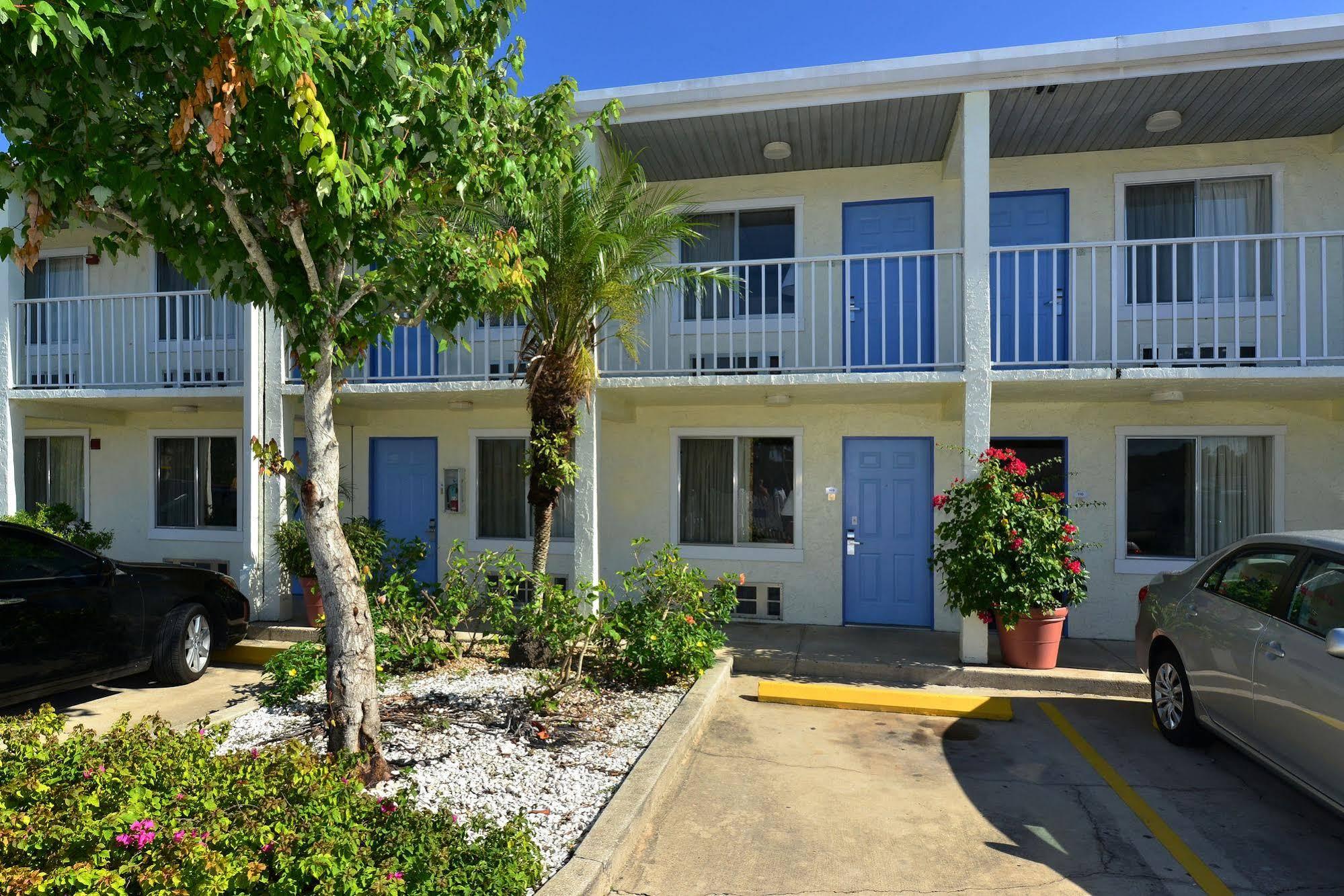 Americas Best Value Inn Bradenton-Sarasota Exterior photo