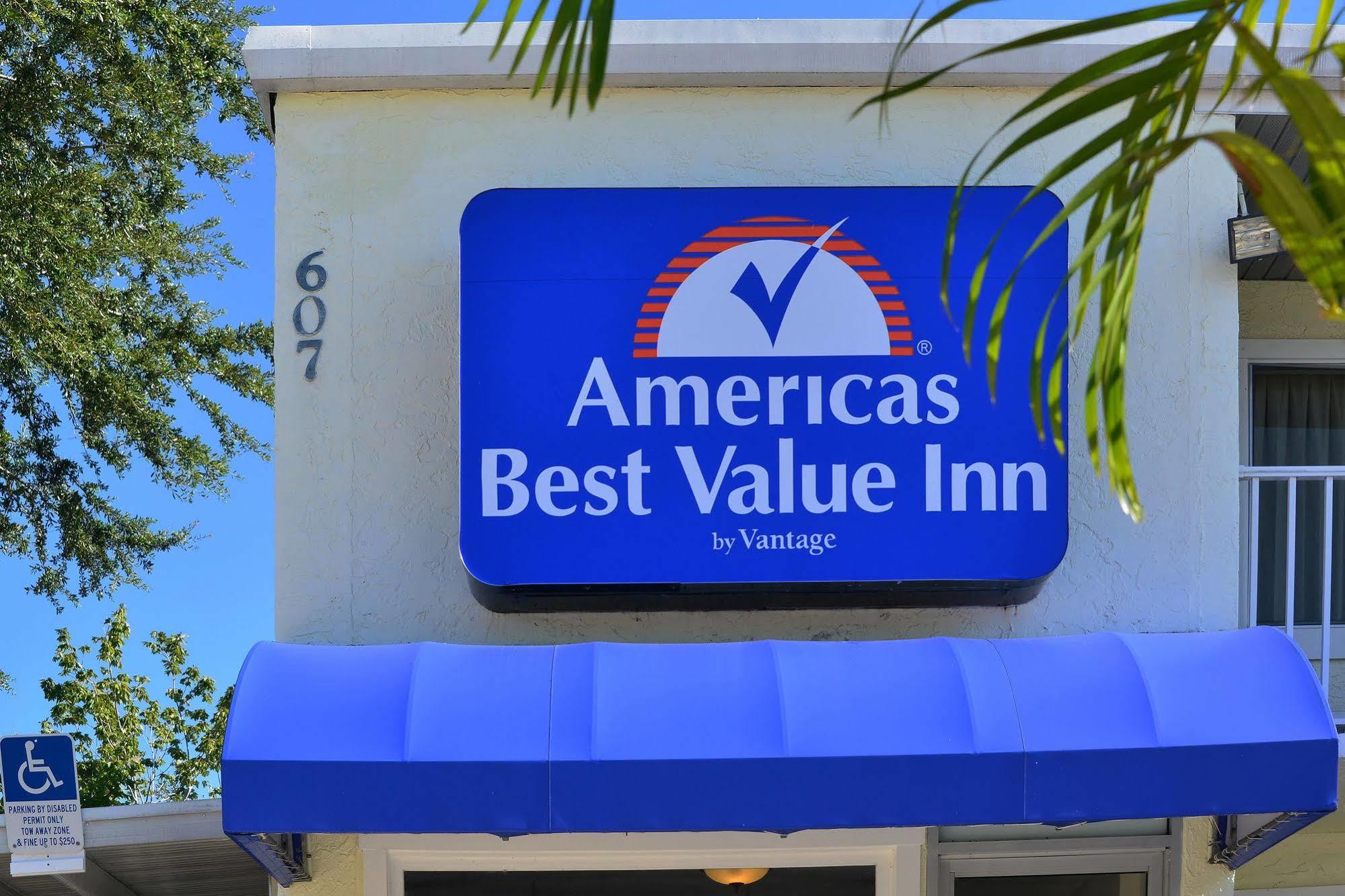 Americas Best Value Inn Bradenton-Sarasota Exterior photo