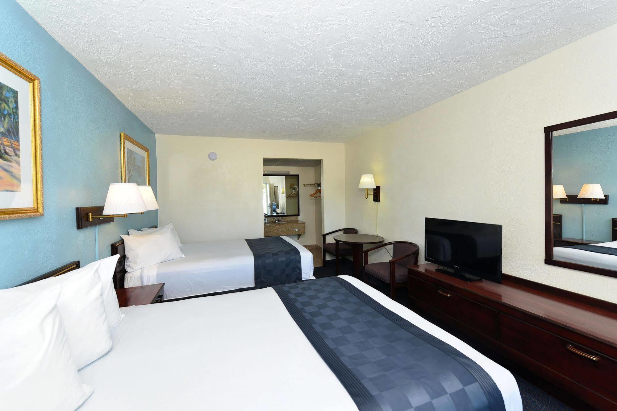 Americas Best Value Inn Bradenton-Sarasota Exterior photo